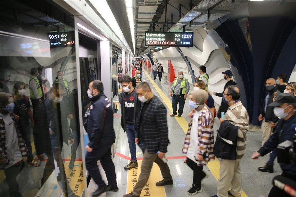 Mecidiyeköy-Mahmutbey Metrosunda seferler başladı! 10 gün boyunca ücretsiz