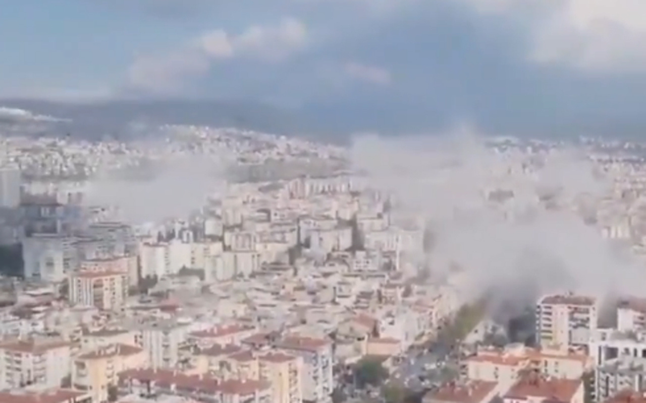İzmir semalarında deprem sonrası korkutan görüntü