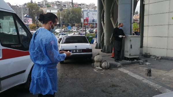 Kahramanmaraş'ta yaşandı! Karantinadan kaçan koronavirüs hastası bankta otururken bulundu