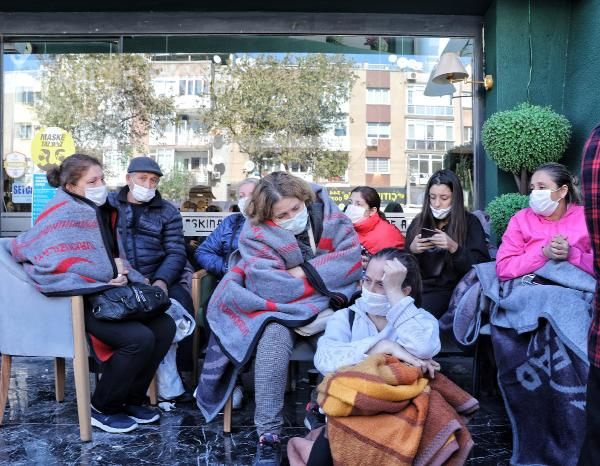 İzmir depreminde ölü sayısı 91'e yükseldi