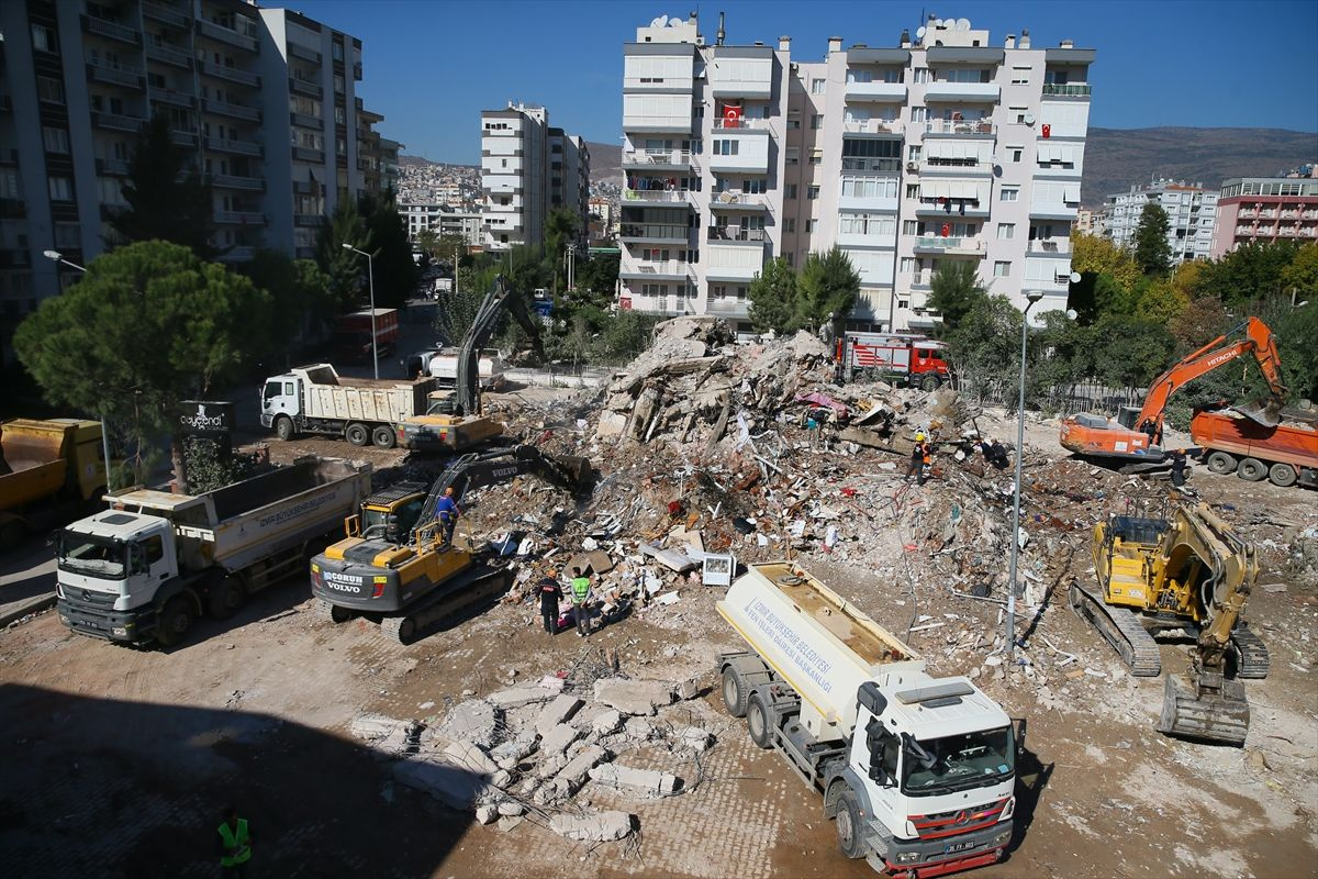 İzmir'de gözler yollarda! Herkes bu eşyaların sahibi bekliyor