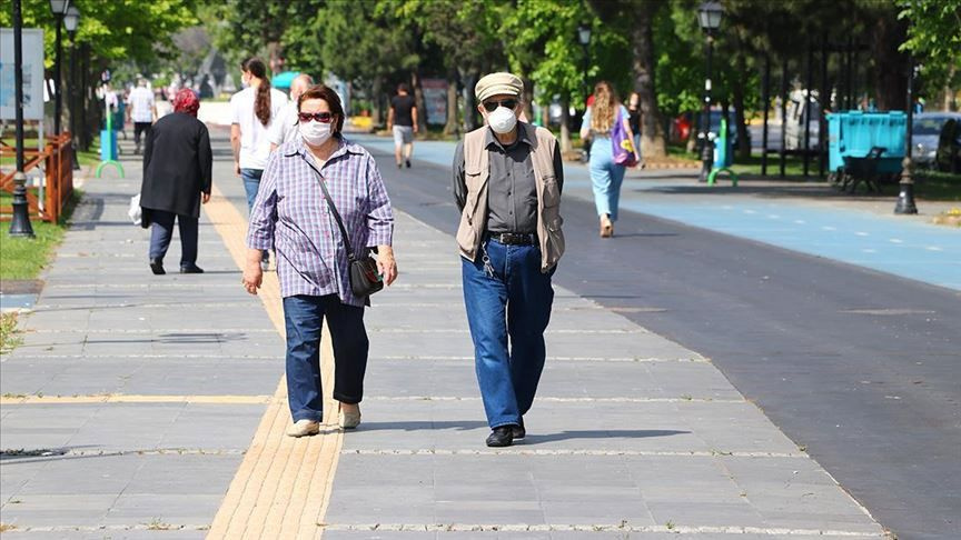 Yeni koronavirüs tedbiri! Bilecik Bozüyük'te 65 yaş üstü vatandaşlara sokağa çıkma yasağı