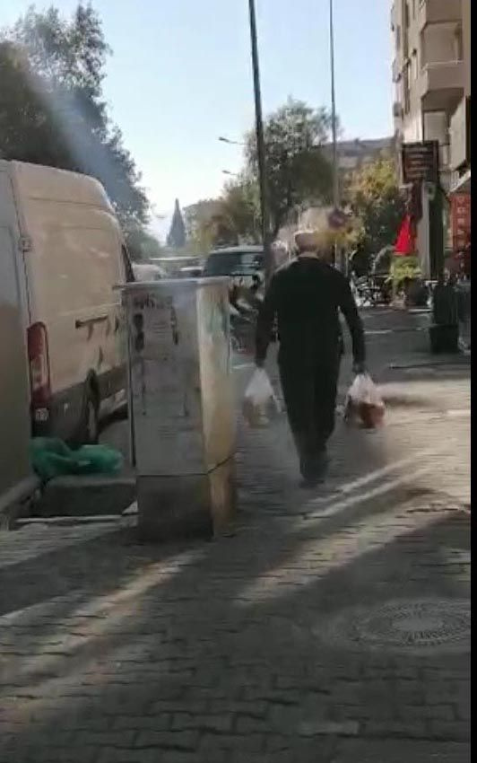 İzmir'de depremzedeler için ücretsiz dağıtılıyordu! Toplayıp marketinde sattığı iddia edildi