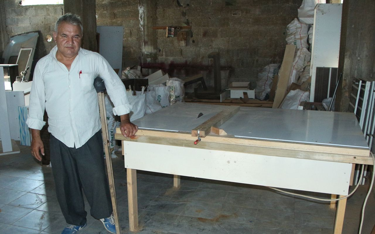 Adana'da engelli marangoz ustası başardı! 15 bin liralık makineyi 300 liraya mal etti