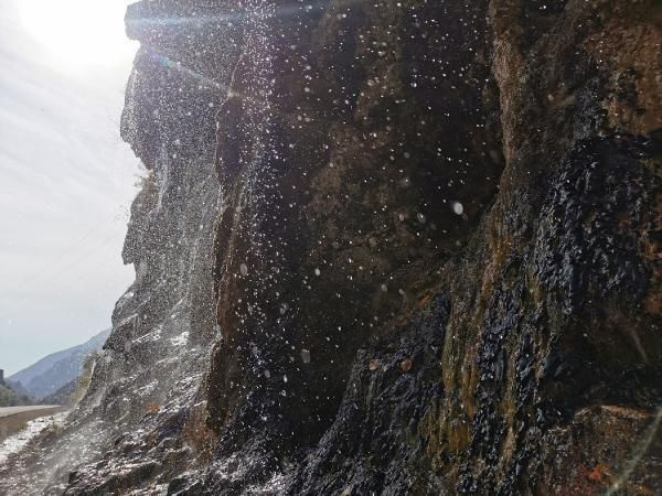 Tunceli'de burayı görenler hayret ediyor! Herkes durup fotoğraf çektiriyor