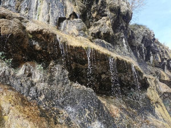 Tunceli'de burayı görenler hayret ediyor! Herkes durup fotoğraf çektiriyor