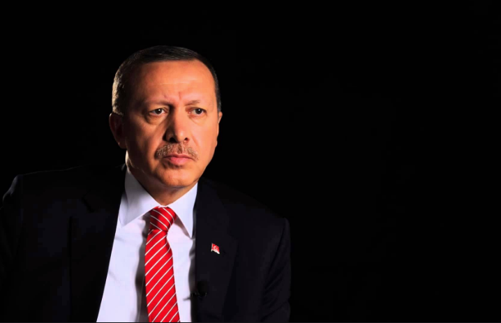 Sunucu Cem Özer: Erdoğan benim sayemde belediye başkanı oldu