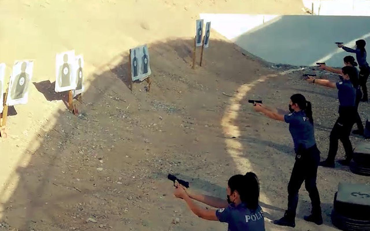 Antalya'nın kadın polisleri poligonda erkeklere taş çıkarttı