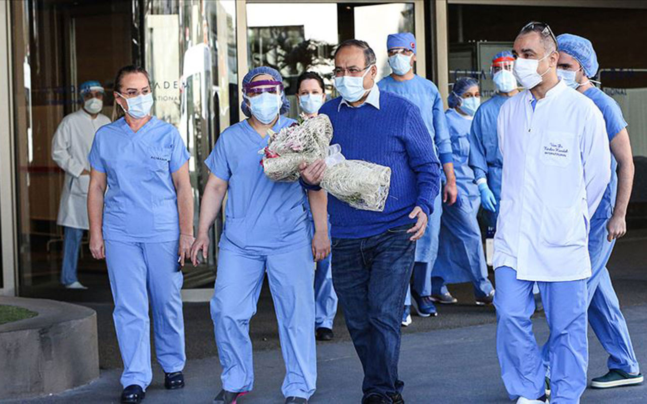İstanbul'da yoğun bakım hastaları için yer bulamıyoruz! Doktorlar hasta seçecek