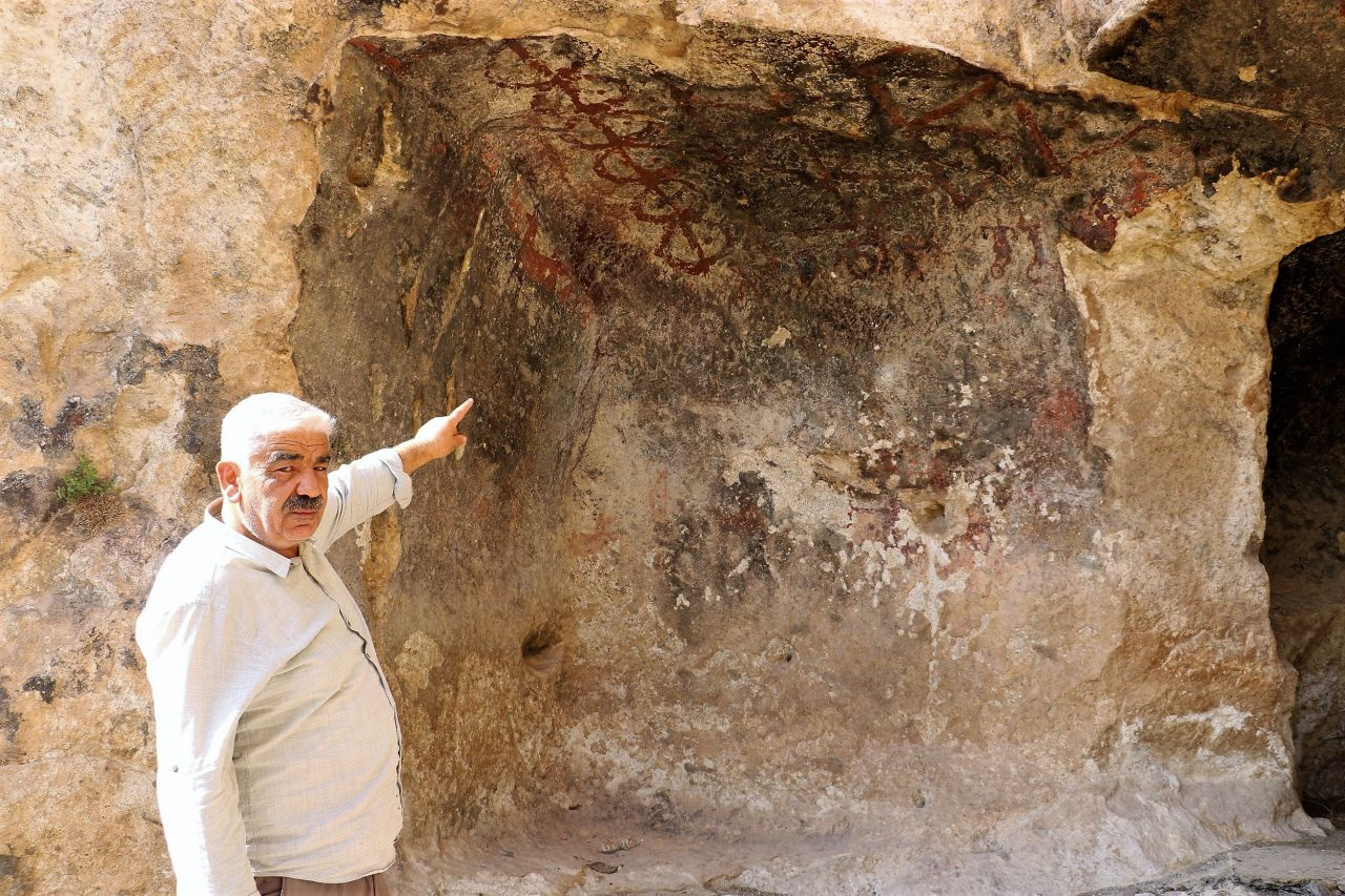 Sivas'ta görenler hayret etti! Yüzlerce yıllık tarihe ışık tutuyor