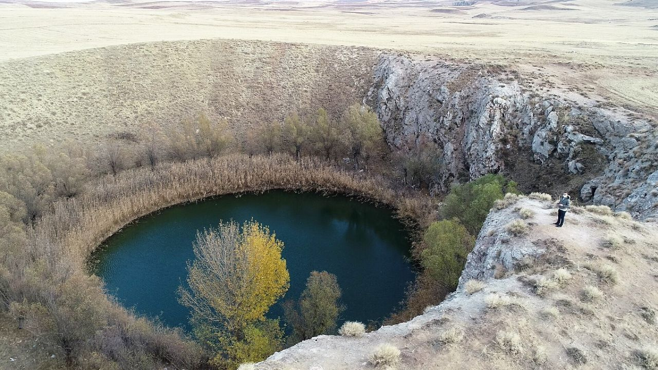 Sivas'ta bu gölleri gören herkes hayran kalıyor! Turistlerin yeni uğrak noktası oldu