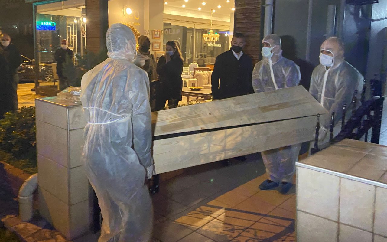 Kadıköy'de koronavirüsten ölen yaşlı adamın cenazesi '6 saat sonra alındı' iddiası