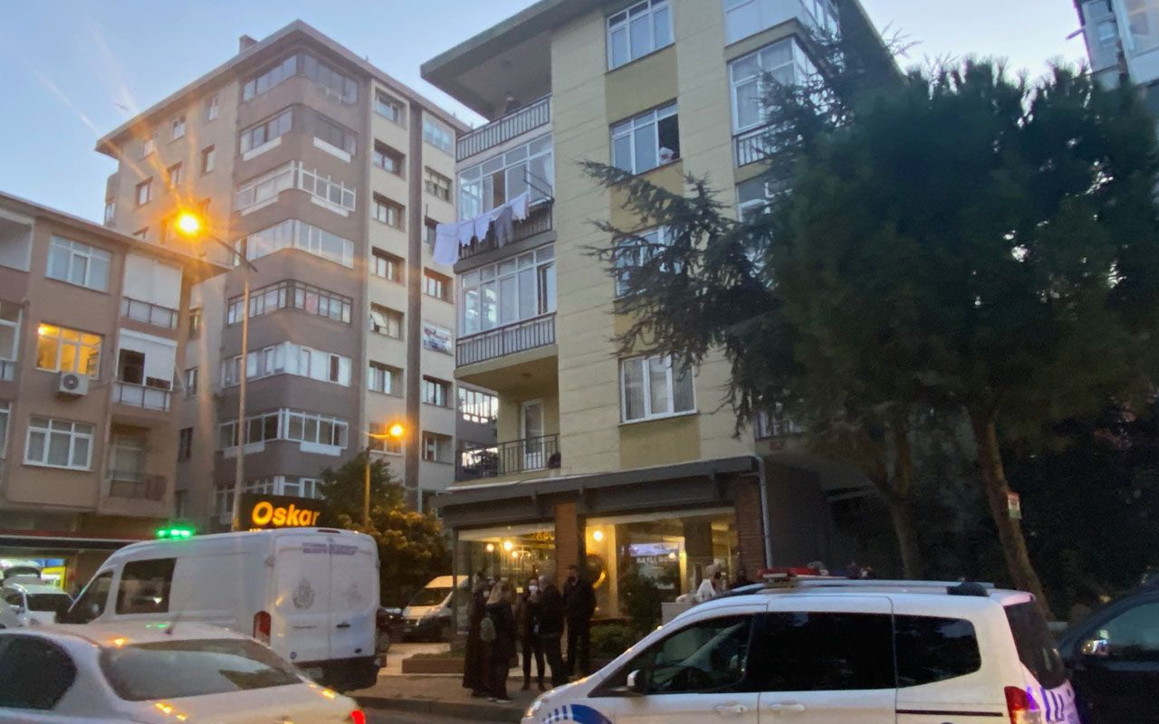 Kadıköy'de koronavirüsten ölen yaşlı adamın cenazesi '6 saat sonra alındı' iddiası