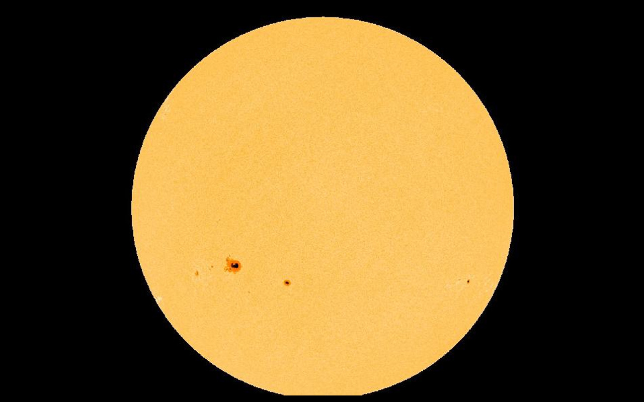 NASA paylaştı görenler şaşkına döndü! Güneş yüzeyinde dev boyutta görüntülendi
