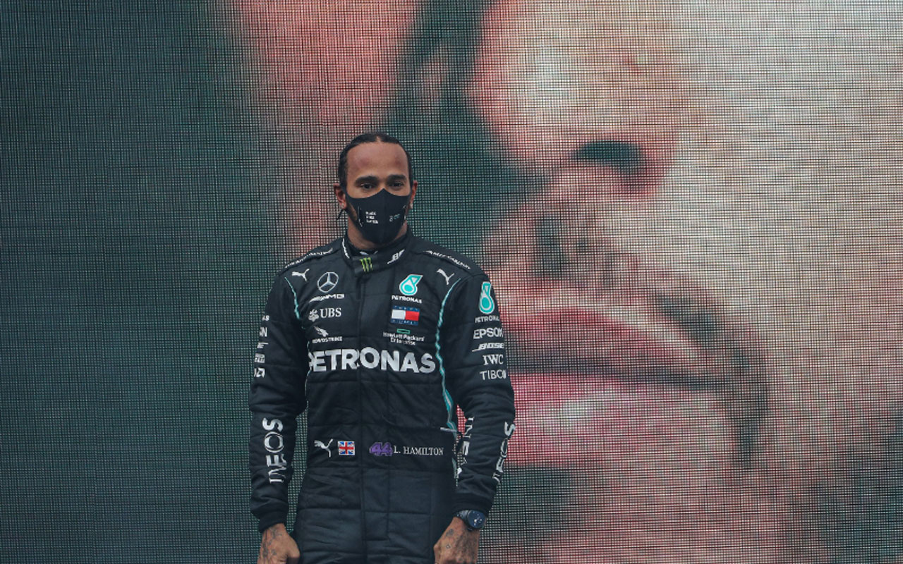 Lewis Hamilton koronavirüse yakalandı