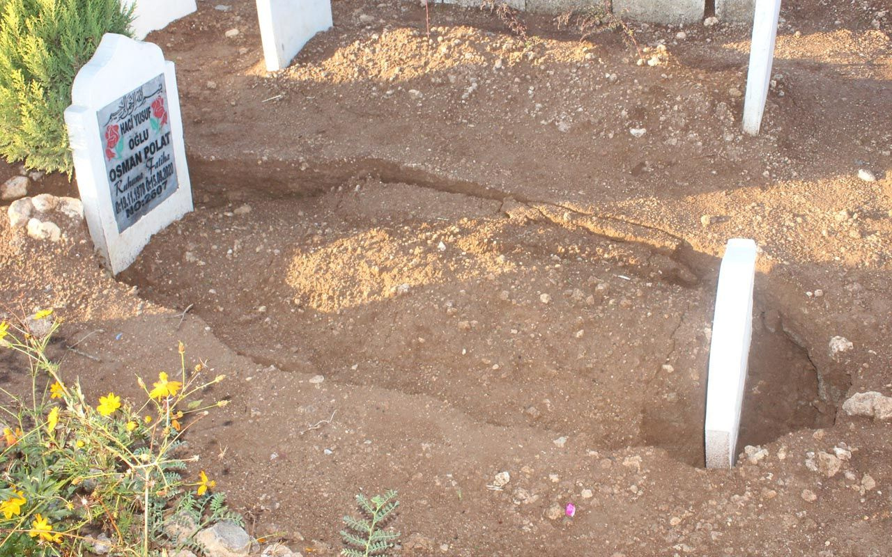 Adıyaman'da bir garip olay: 6 mezar çöktü bakın nedeni neymiş