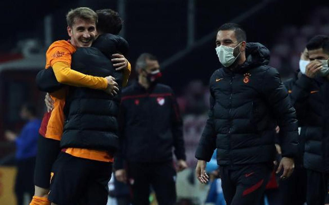 Galatasaray Hatayspor'u genç yıldızlarıyla yıktı! Kerem Aktürkoğlu'na 'Messi' yorumları