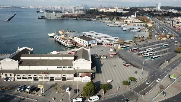 Kadıköy ve Caddebostan sahili bomboş kaldı