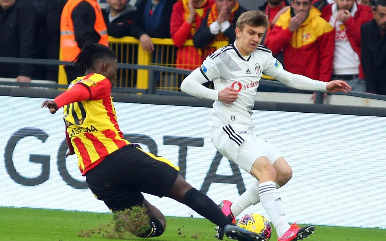 Beşiktaş'tan Rıdvan Yılmaz'a yeni sözleşme
