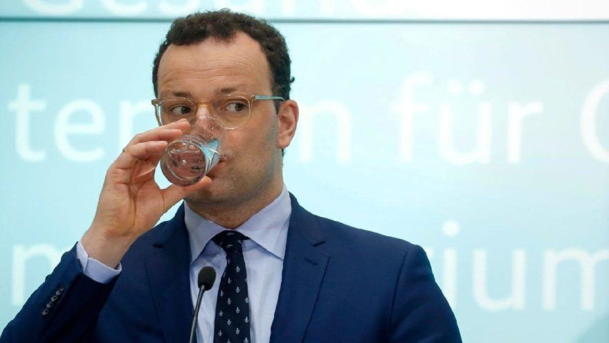 Canan Karatay'a Almanya Sağlık Bakanı'ndan 'gargara' desteği! İspanyol gribinde kullanıldı