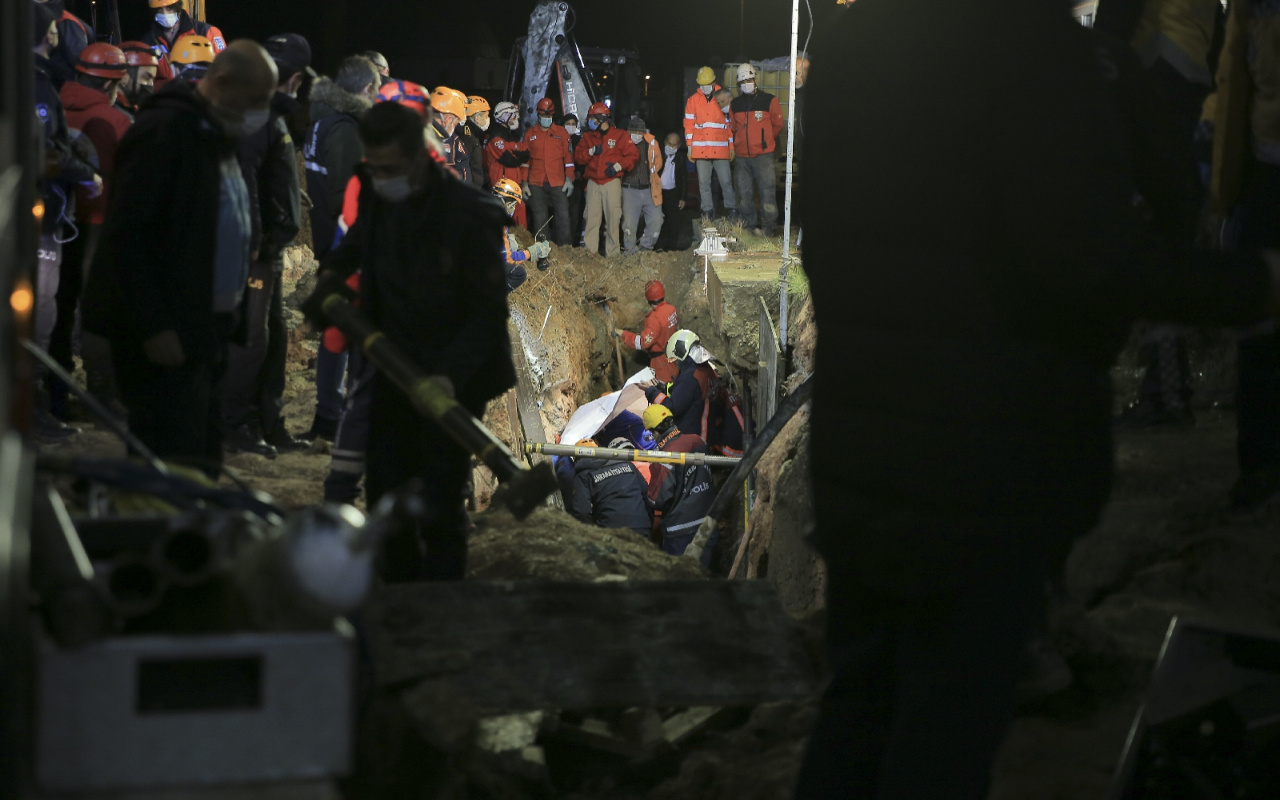 Ankara'da inşaat alanında toprak kayması sonucu 2 işçi öldü