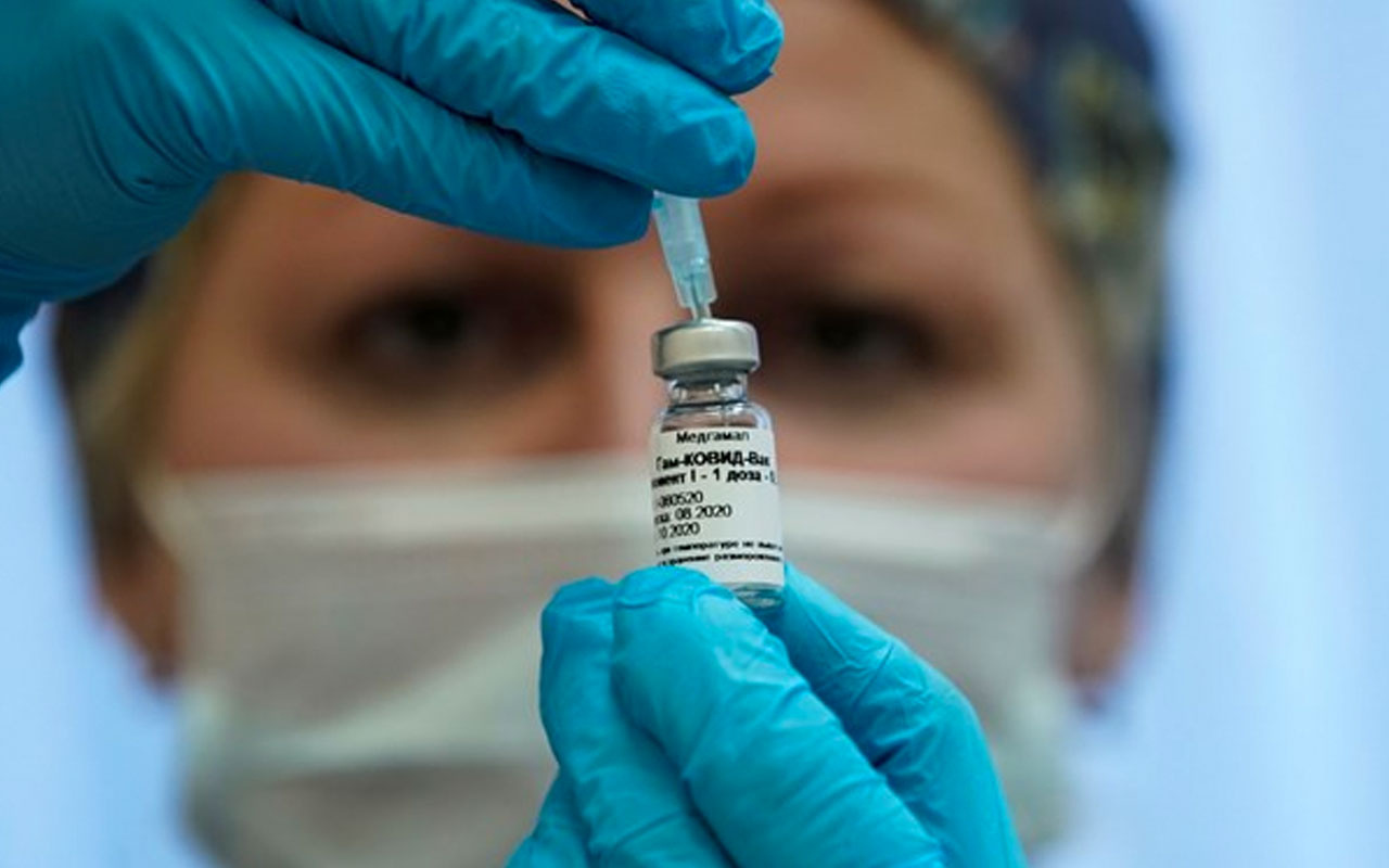 Son dakika Rus aşısı Sputnik V'in koronavirüsten nihai koruma oranı açıklandı