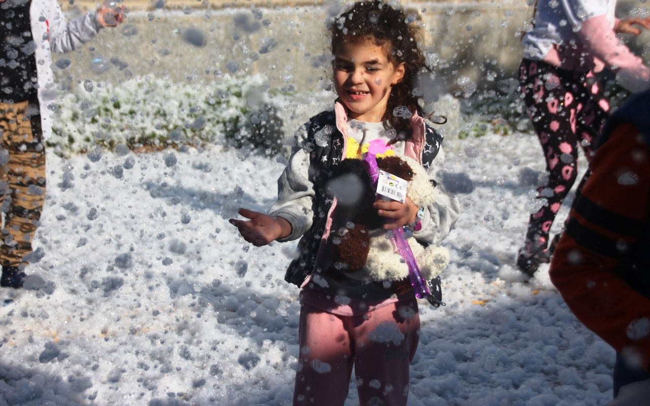 Bodrum'da bu da oldu! Kişiye özel lapa lapa kar yağıyor