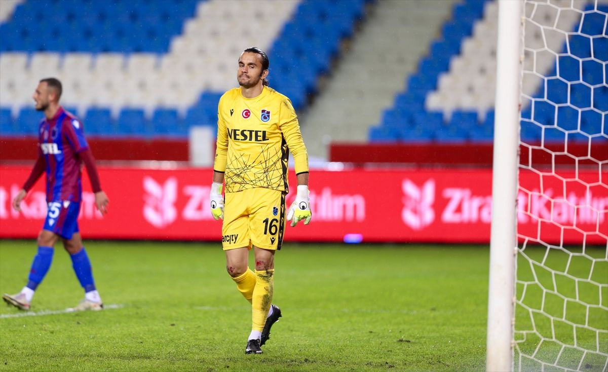 Adana Demirspor son kupa şampiyonu Trabzonspor'u penaltılarla eledi
