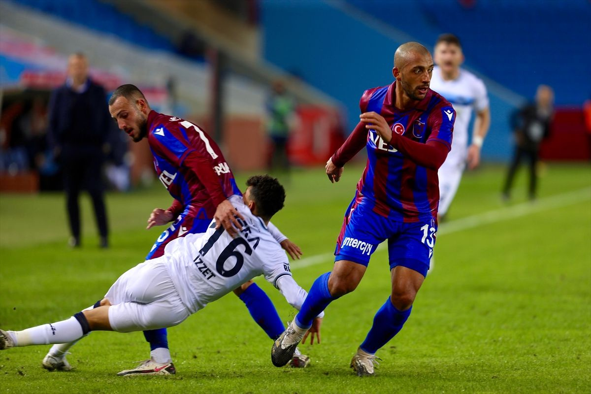 Adana Demirspor son kupa şampiyonu Trabzonspor'u penaltılarla eledi