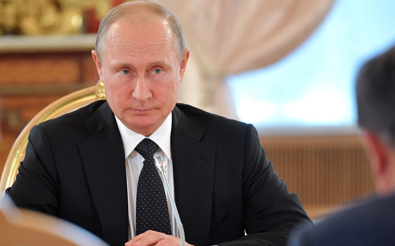 Vladimir Putin'den yıl sonu toplantısında flaş cevap! Aşı olacak mı?