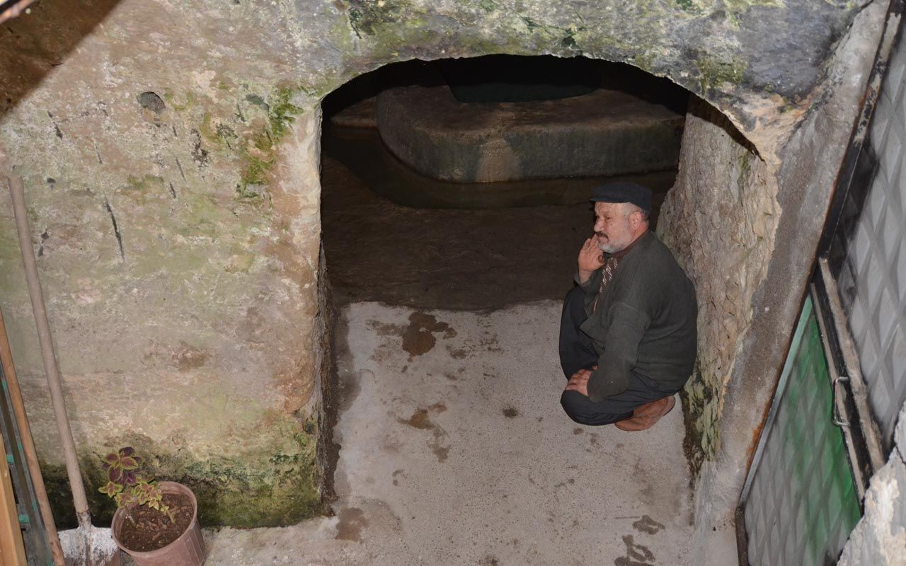 Mersin'de 30 yıldır mağarada yaşıyor eski bakan bile görmeye geldi!