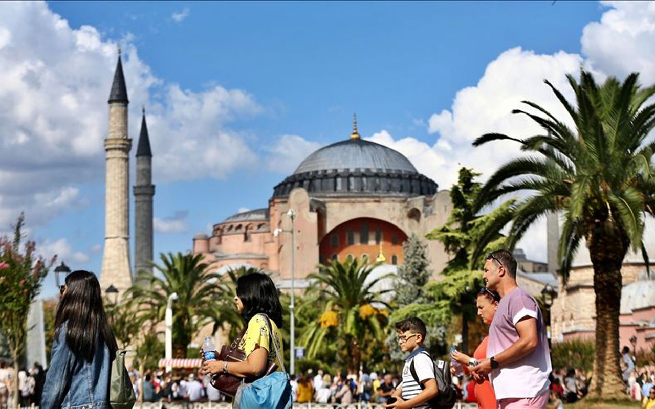 Kültür ve Turizm Bakanlığı açıkladı! Türkiye 11 ayda yaklaşık 14,5 milyon ziyaretçi ağırladı