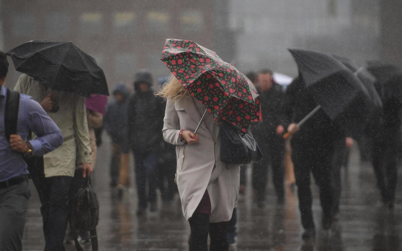 Meteoroloji 'sarı alarm' verdi! Marmara'da lodos Doğu Karadeniz'de buzlanma uyarısı