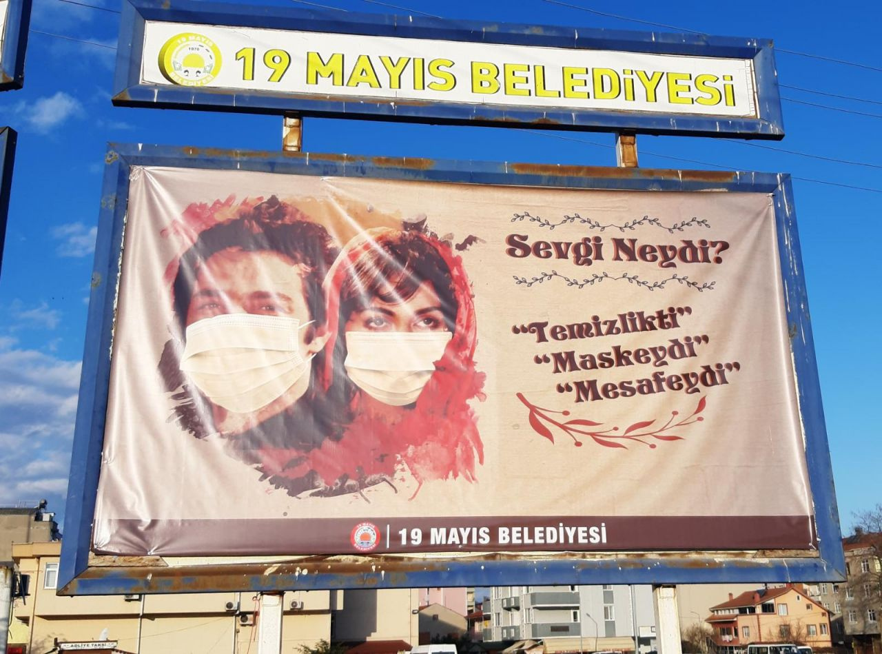 Samsun'da belediyenin afişleri görenleri şaşırttı! Sosyal medyada olay oldu