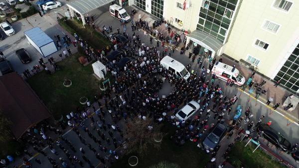 Bursa'da yılın hekimi için cenaze töreni düzenlendi! Cenazede gözyaşları sel oldu