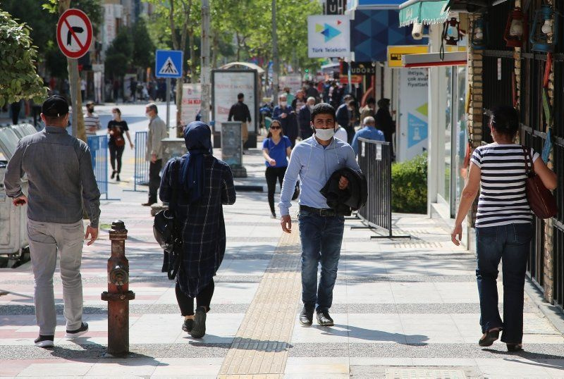 80 saatlik yılbaşı sokağa çıkma yasağı başladı! İşte yasakla ilgili tüm soruların cevapları