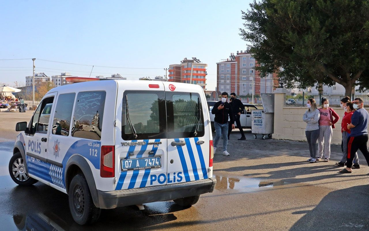 Antalya'da şoke eden kapkaç! Para dolu cüzdanı bıraktı iğnelerle kaçtı