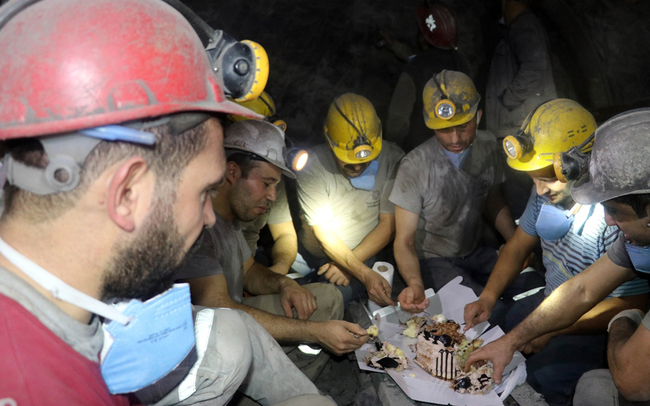 Amasya'da madenciler yeni yıla maden ocağında çalışarak girdiler
