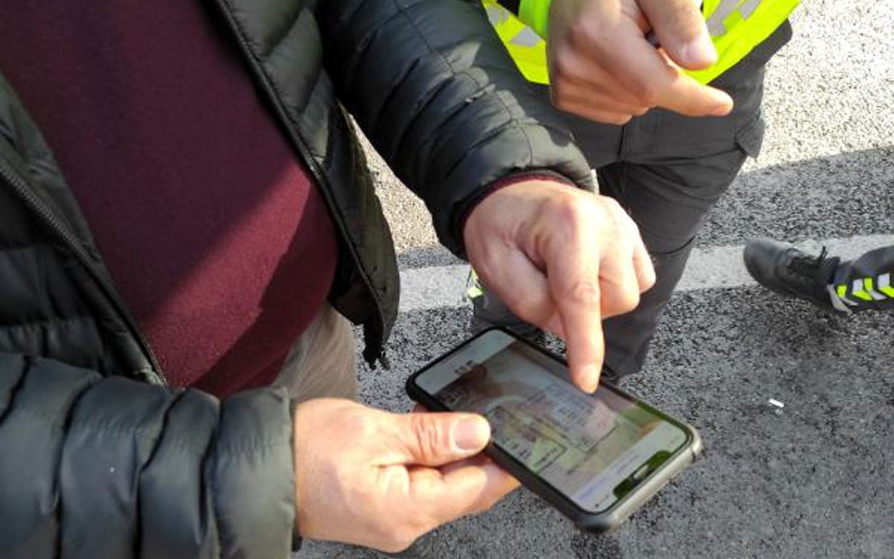 Uzun süre uğraştı! Kısıtlamada sokağa çıkan turistin kendini kanıtlama çabası