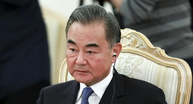 Serdar Ortaç'ın Çinli bakanla benzerliği olay oldu! Gören şaşkına döndü