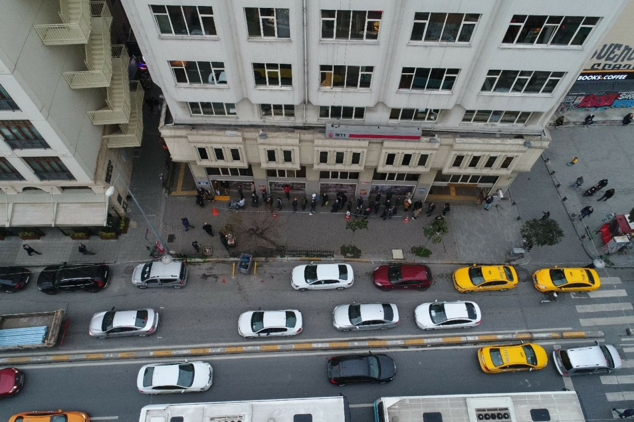 İstanbul'da vatandaşların HES kuyruğu isyanı