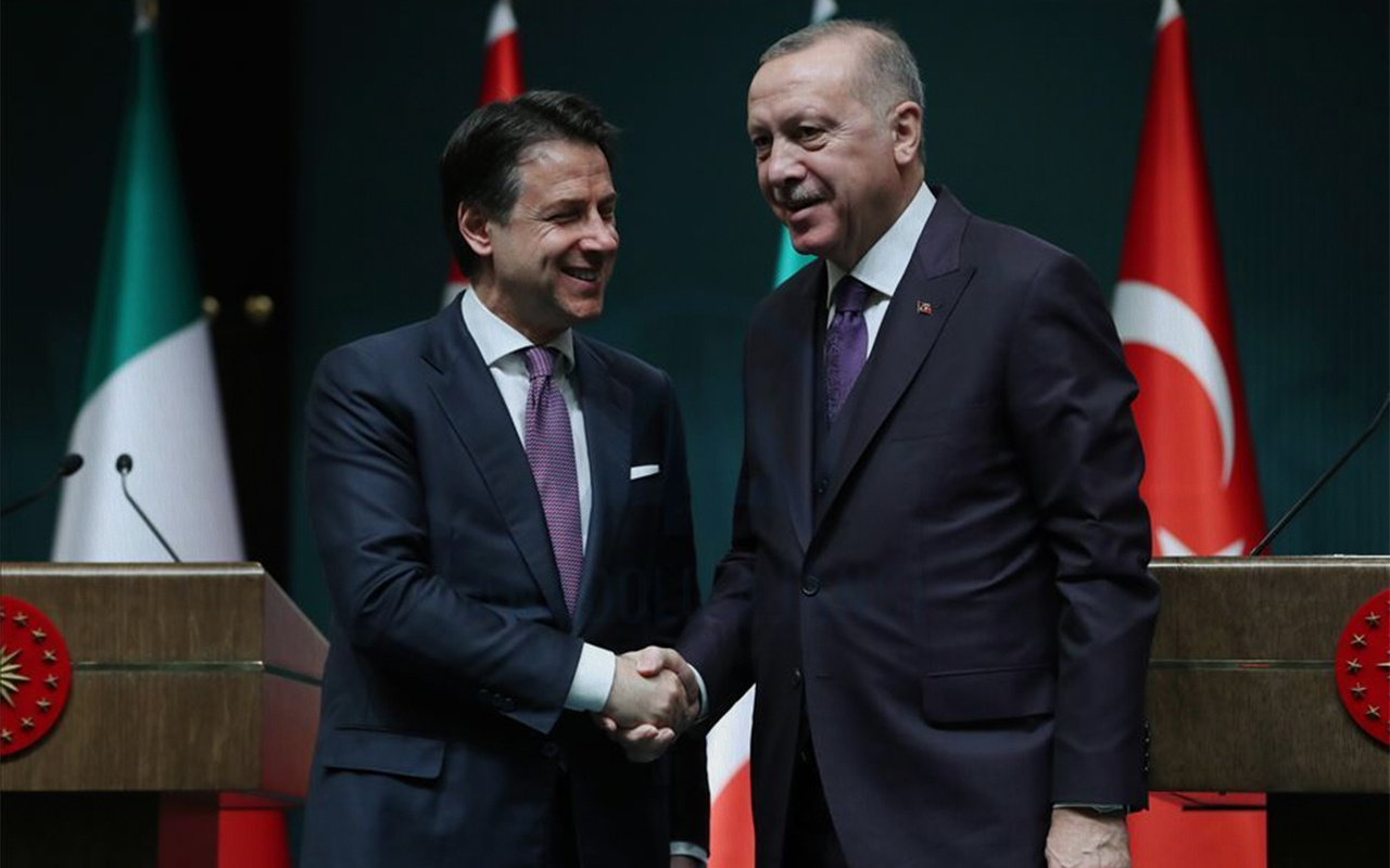 Cumhurbaşkanı Erdoğan ile İtalya Başbakanı Conte telefonda görüştü