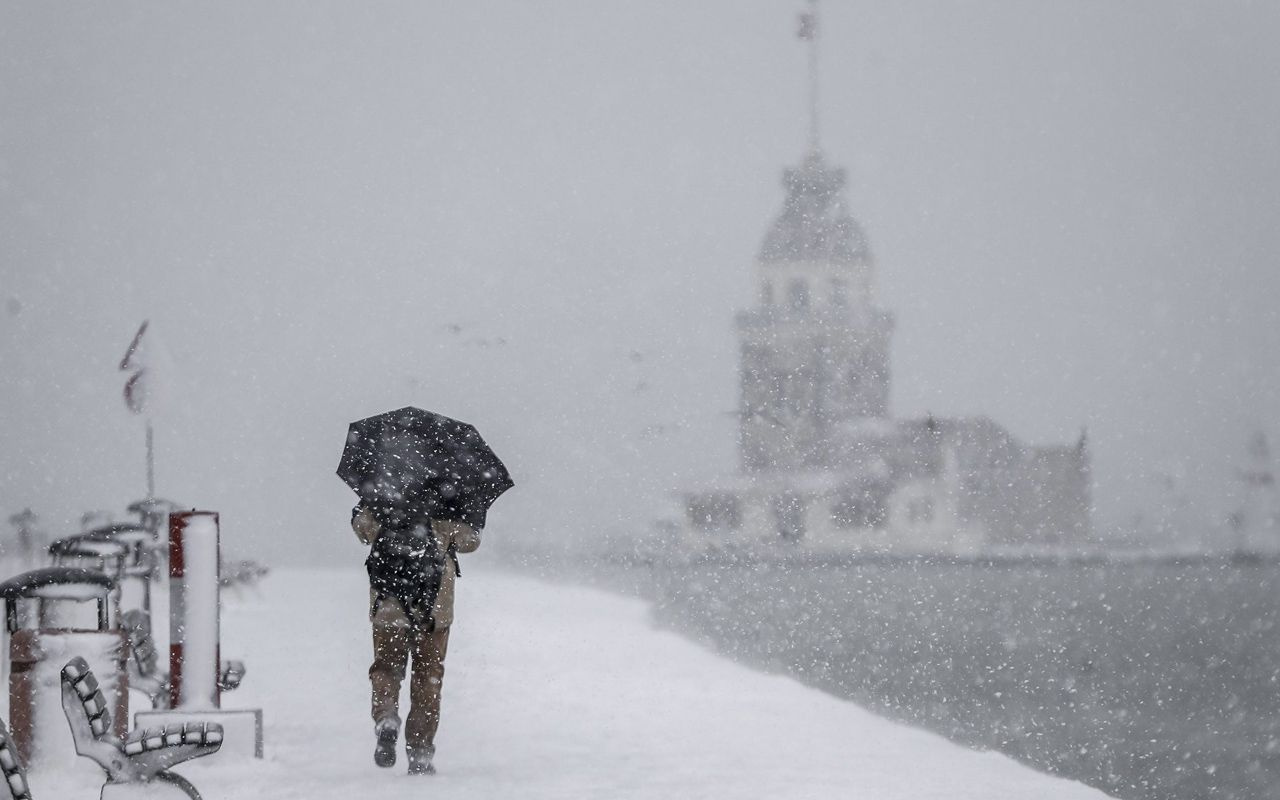 Soğuk ve yağışlı hava gidiyor! İstanbul'da sıcaklıklar yeniden yükselecek