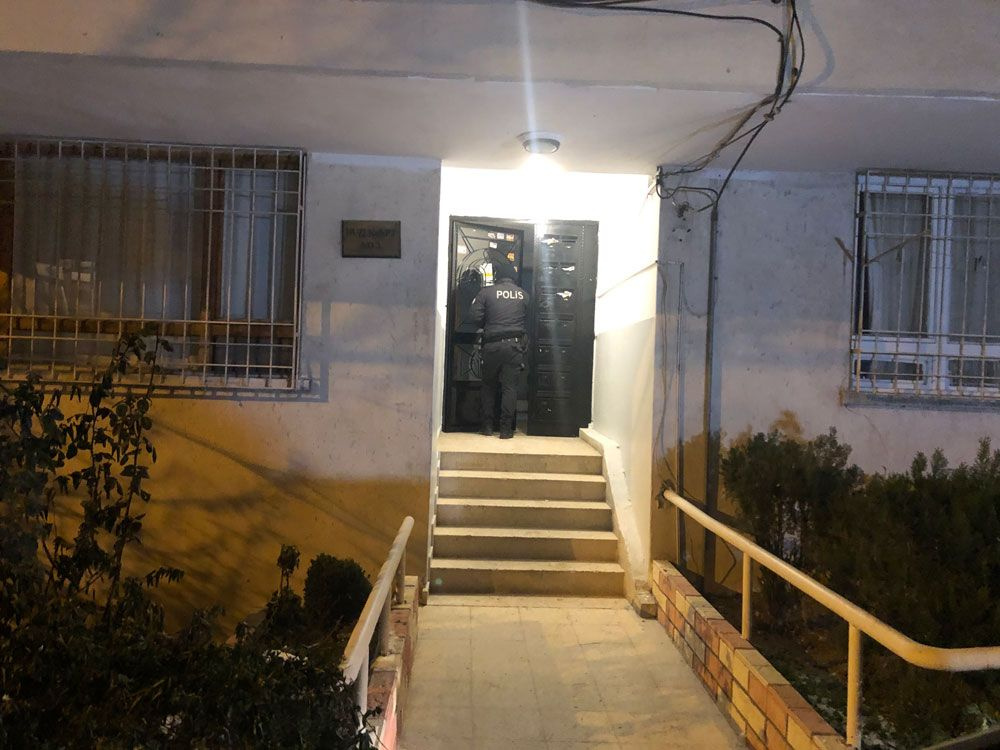 Ankara'da uyuşturucu kullanılan eve baskın: 7 gözaltı