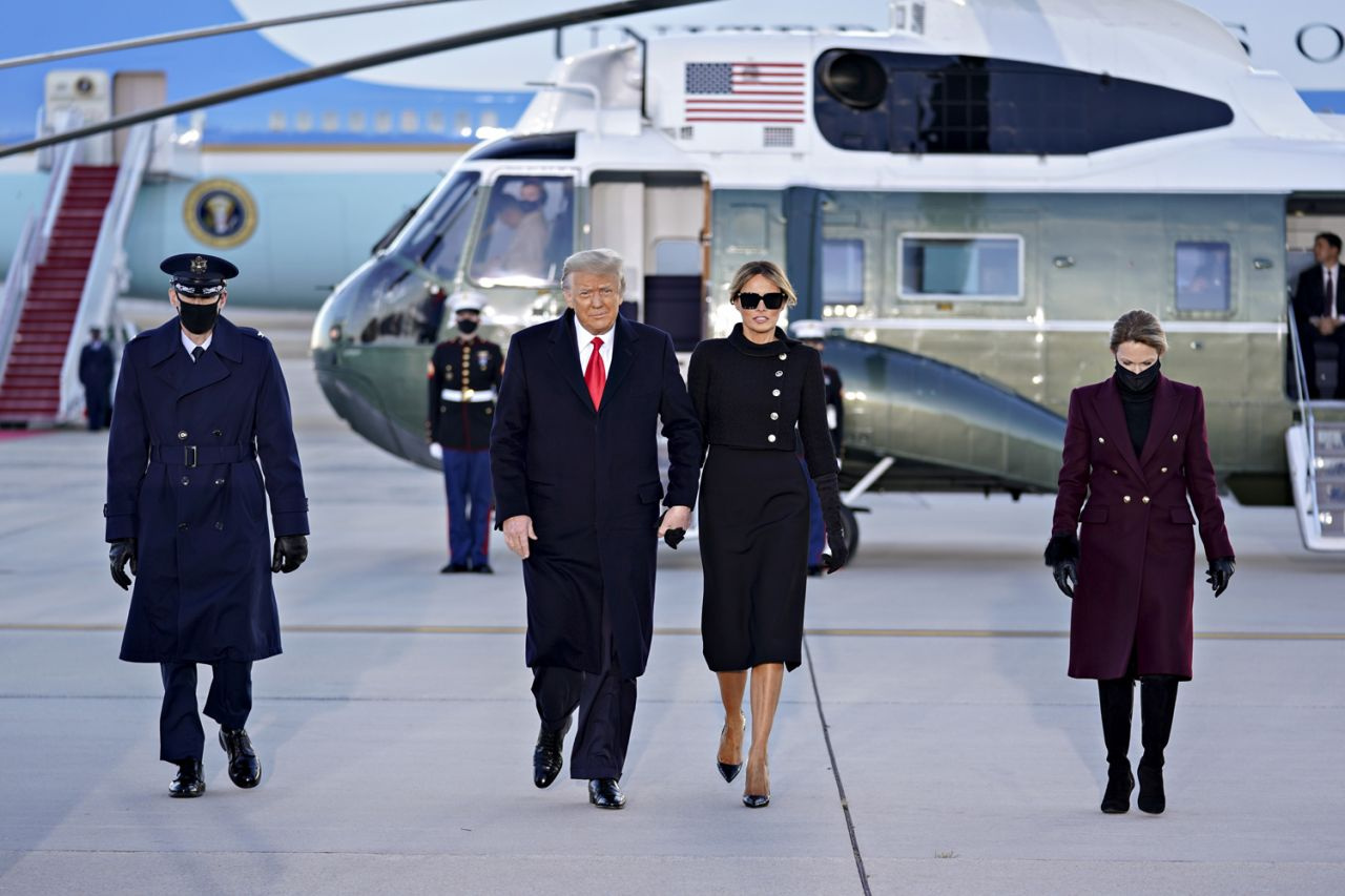 Melenia Trump'ın 90 bin dolarlık kıyafeti olay oldu! Tek ABD malı yok..