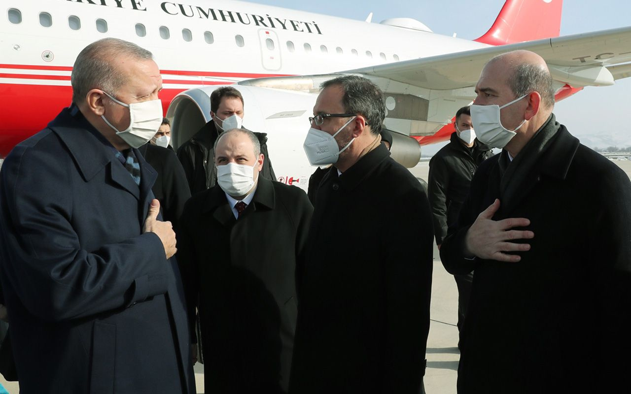 Cumhurbaşkanı Erdoğan Elazığ'da deprem konutlarını havadan inceledi