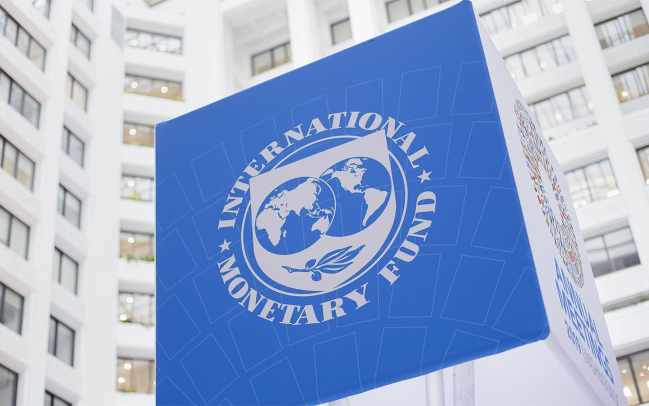 IMF 2021 küresel ekonomik büyüme tahminini yükseltti