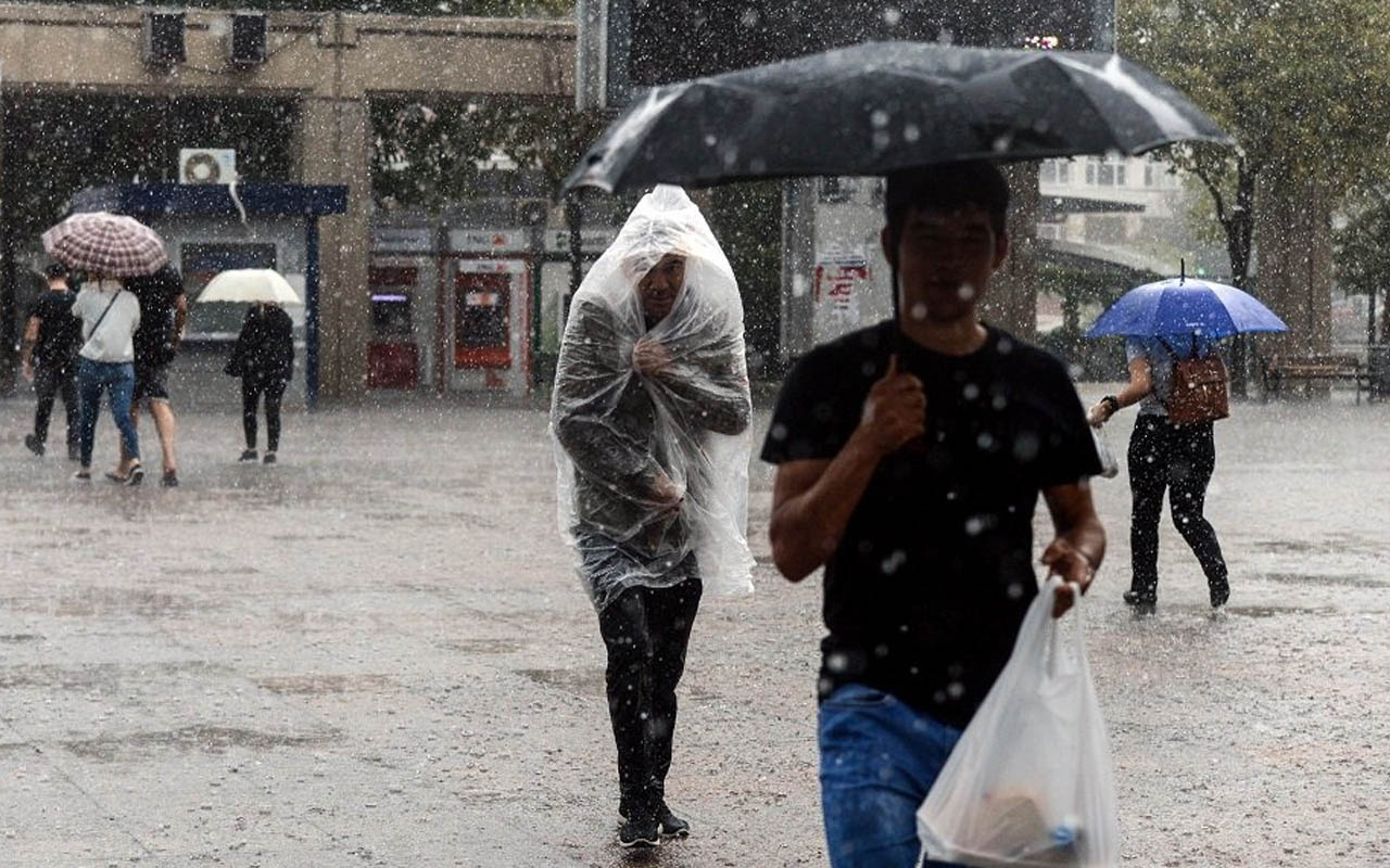 Meteoroloji'den sağanak ve fırtına uyarısı! Listede İstanbul da var