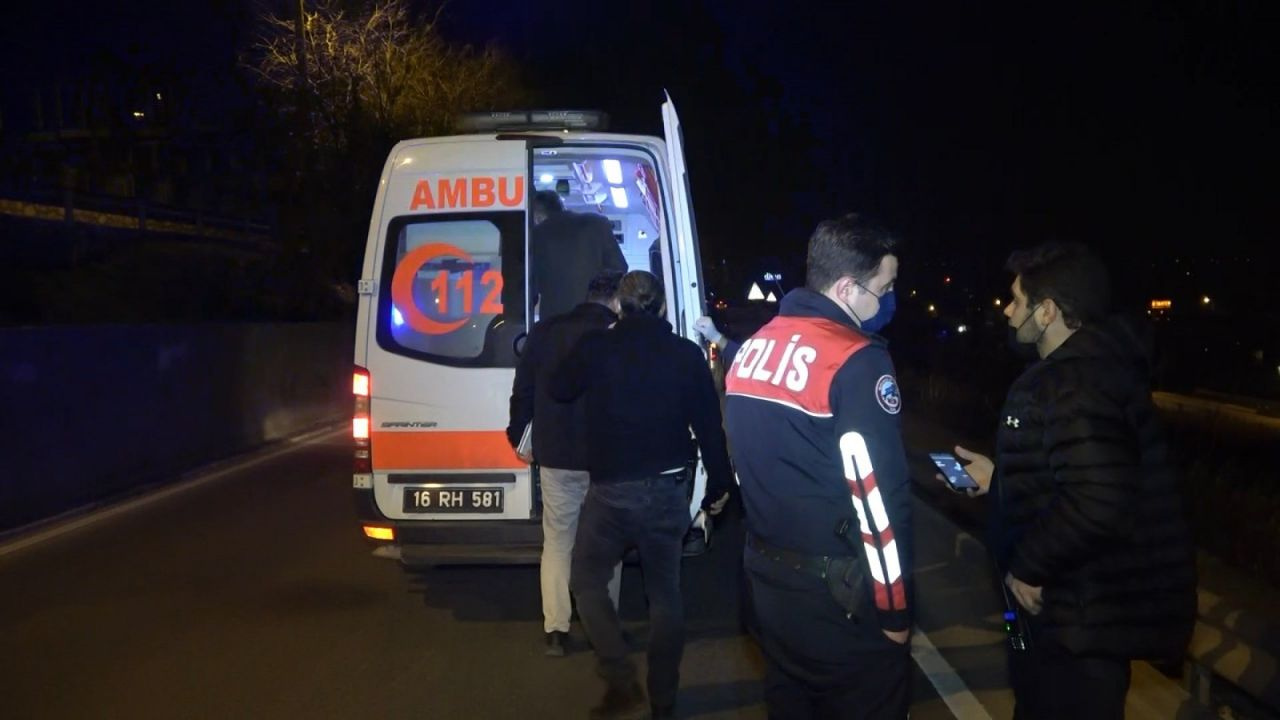 Bursa'da dehşet dakikaları! Genç kız cadde ortasında karnına saplanan bıçakla ambulans bekledi