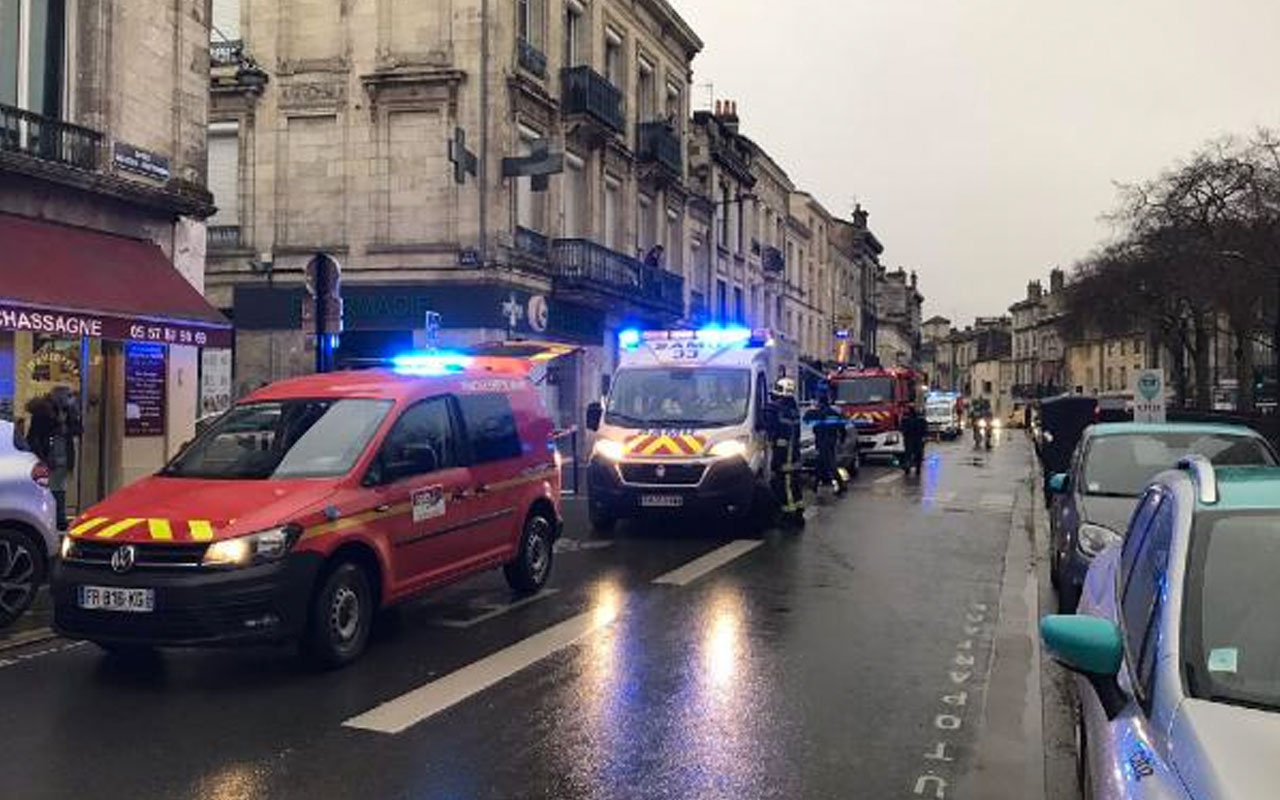 Fransa'da patlama! 3 yaralı, 2 kişi enkaz altında
